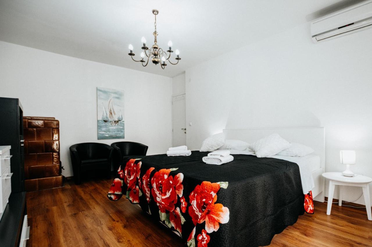 زادار Double And Single S Apartments المظهر الخارجي الصورة