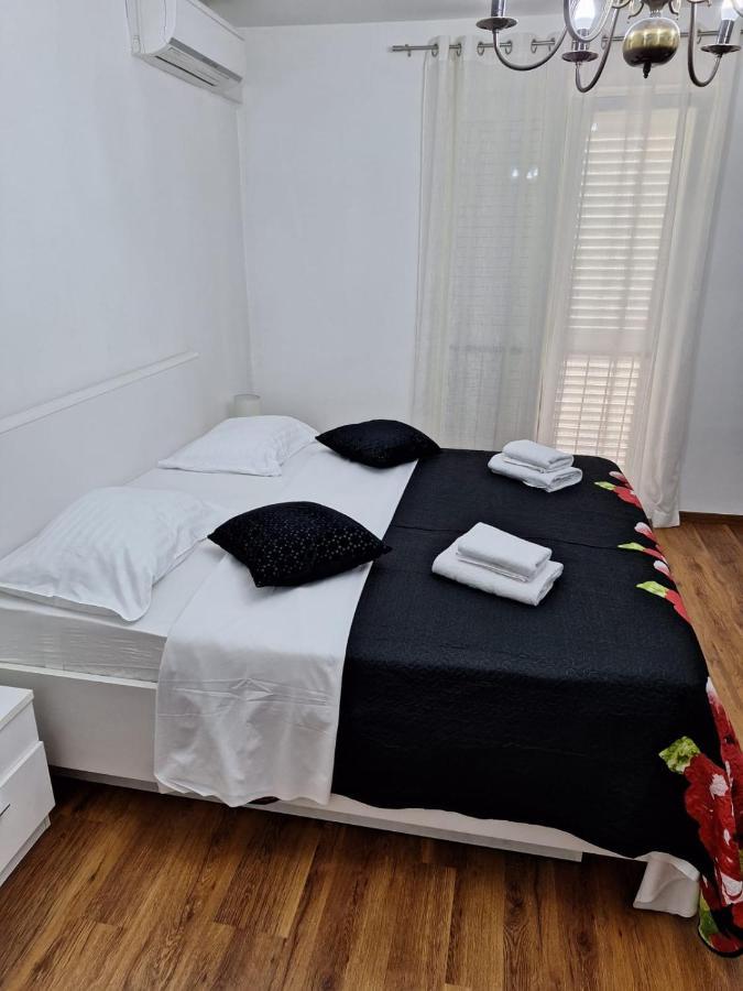 زادار Double And Single S Apartments المظهر الخارجي الصورة